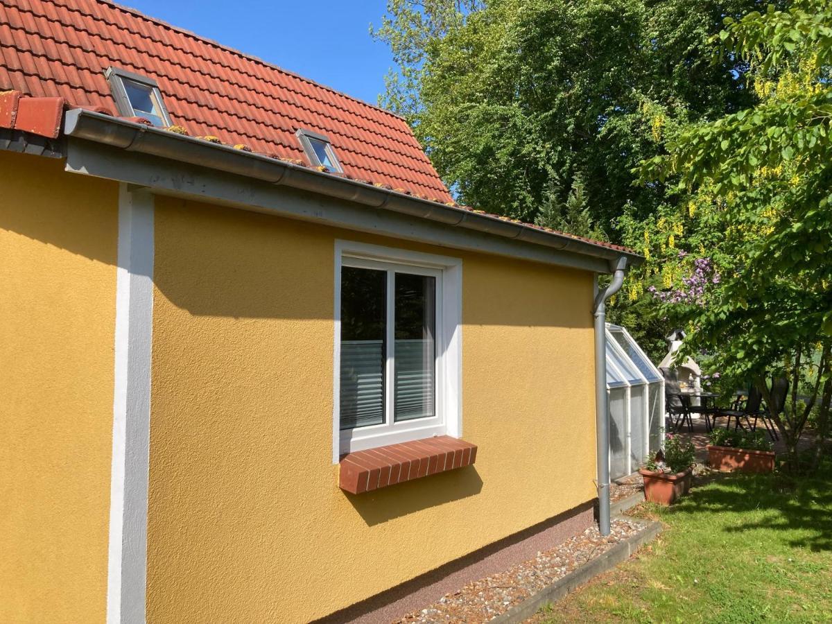 Ferienhaus -Villa Huehnerstall- Hessenburg Exterior photo